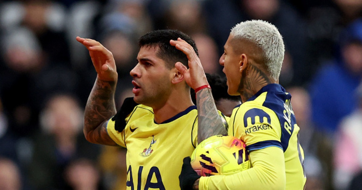 '흥민아 나 칭찬해줘' 종료 직전 '미친 동점골' 넣은 로메로... 토트넘, 뉴캐슬 원정서 극적 2-2 무승부