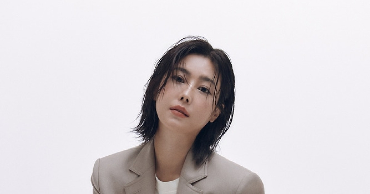 솔비, 드라마 작가 데뷔…극본 쓴 '전 남친은 톱스타' 공개