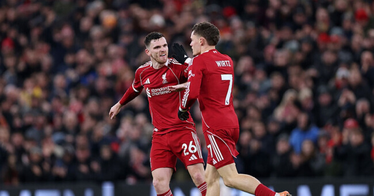 리버풀 플로리안 비르츠 경기 장면