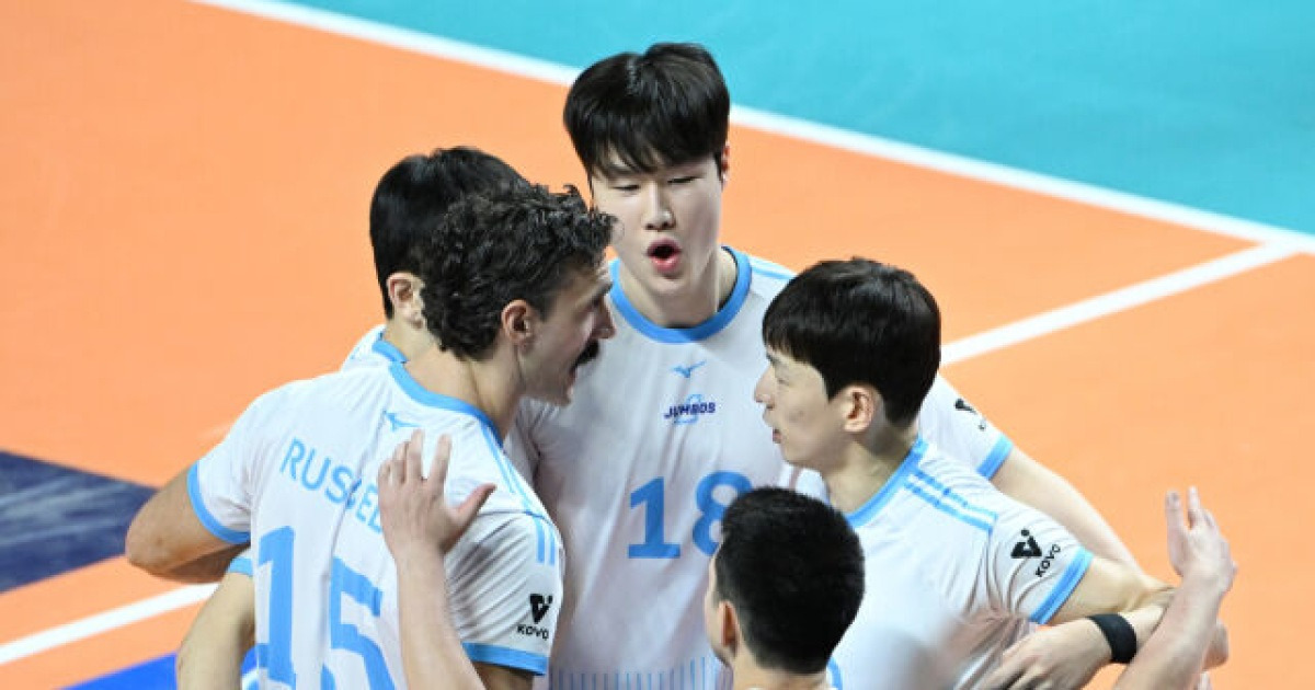 9연승-2R 전승이라니! 대한항공, 활활 타오른 러셀-정지석 쌍포 앞세워 우리카드 제압 [MD장충]