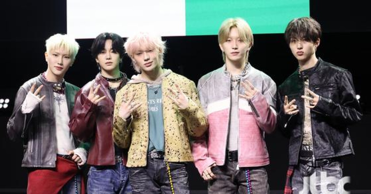 [단독]'싸이 보이그룹' TNX, 1월 컴백 '알찬 새해'