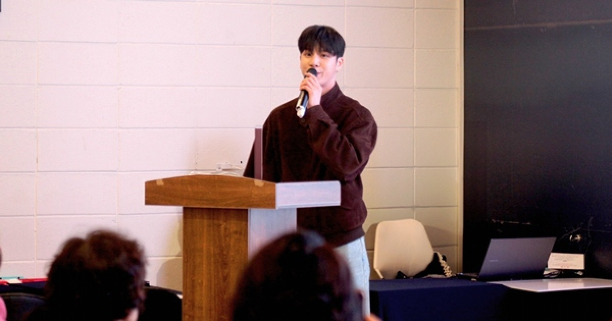 정동원, 훈훈한 행보로 근황 알렸다…요양보호사 위한 재능 기부