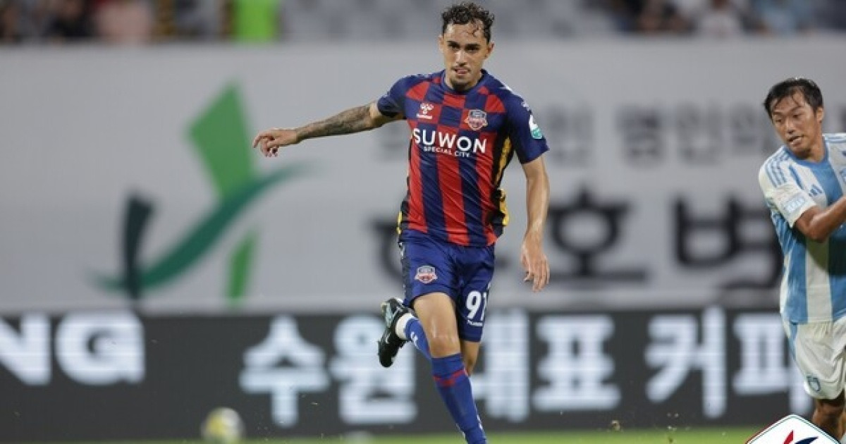 폭설로 하루 연기된 '운명의 승강 PO1차전'… 부천 원정 앞둔 수원 FC 루안의 자신감, 우린 준비가 끝났다