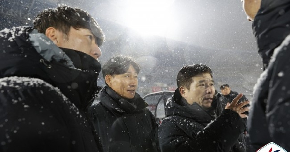 [승강 PO 라인업] 사상 초유 폭설 취소 후 재경기...부천vs수원FC, 전날과 명단 동일