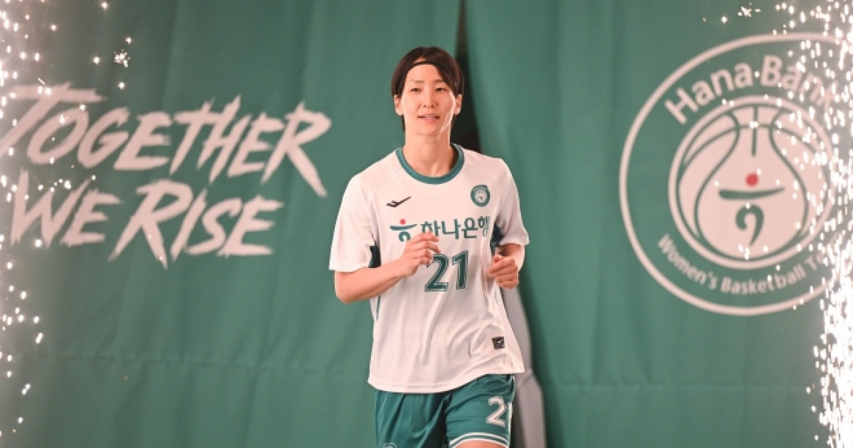 평균 19점, 3점 2.8개에 성공률 44%…‘아시아쿼터 최초’ 이이지마 1라운드 MVP