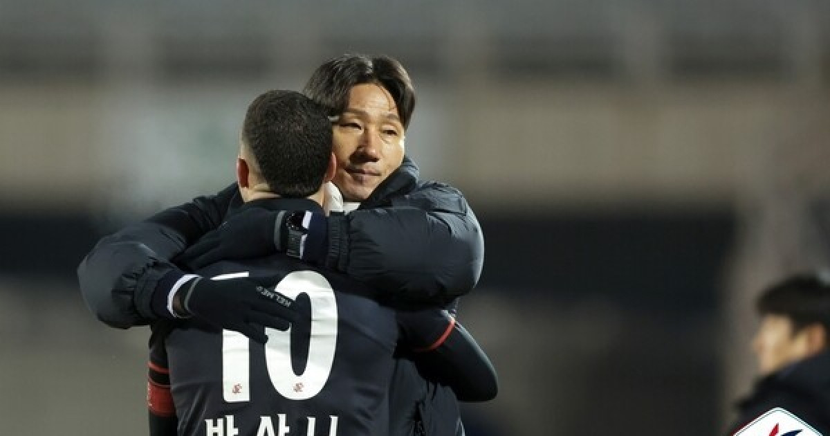 [현장목소리] '결승골' 바사니 향해 찬사 쏟아낸 부천 이영민 감독 "복덩이가 왔다"