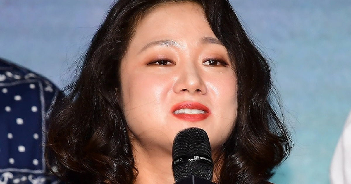 모친 급여·전 남친 3억 보증금…박나래, 횡령 혐의 고발장 봤더니