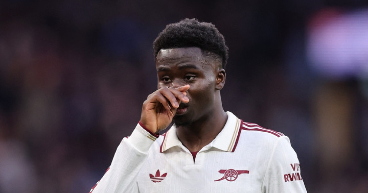 아스톤 빌라 vs 아스날 경기 장면