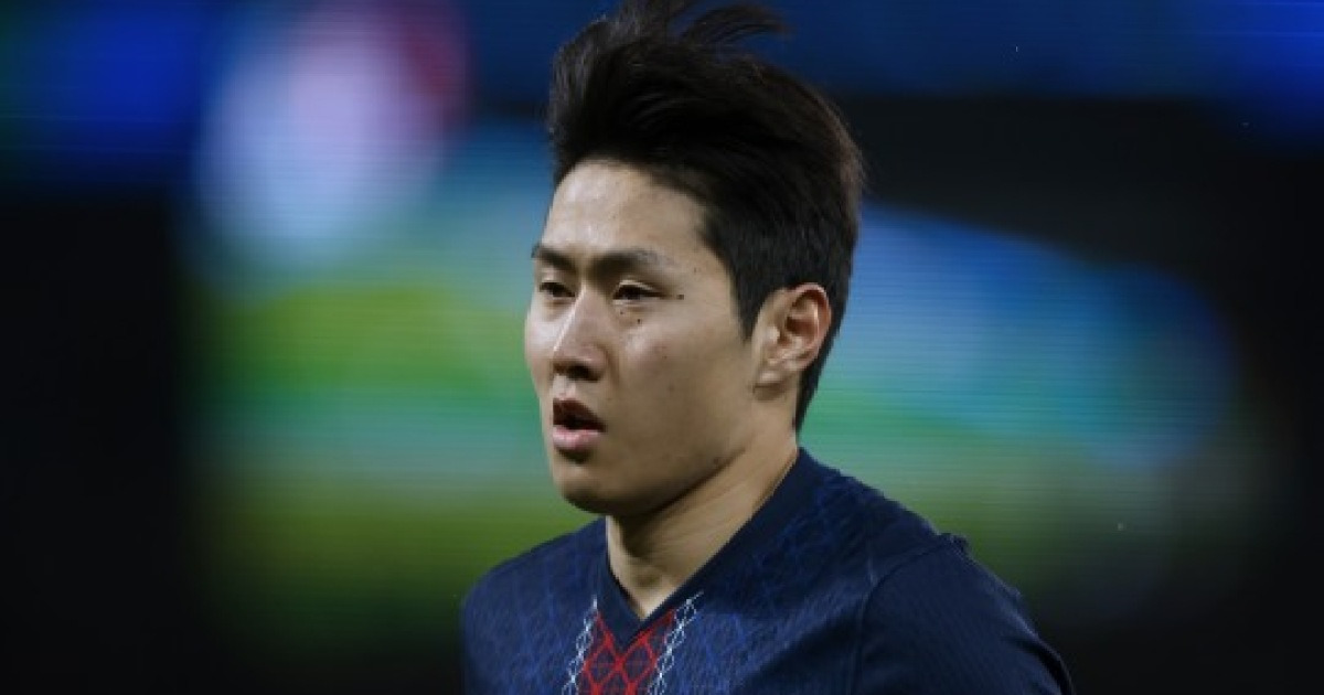 '이강인 선발' PSG, 렌에 5-0 대승...선두 랑스 1점 차 추격