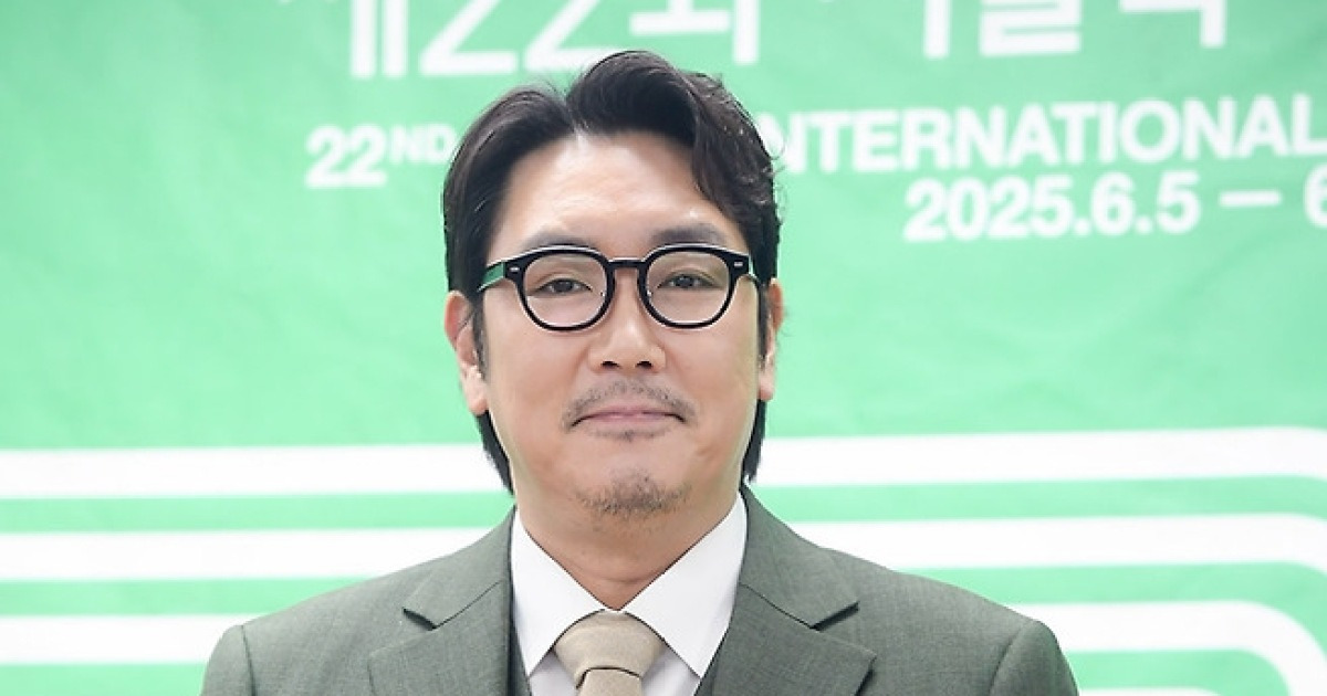 은퇴 선언한 조진웅, 진퇴양난 '두번째 시그널'