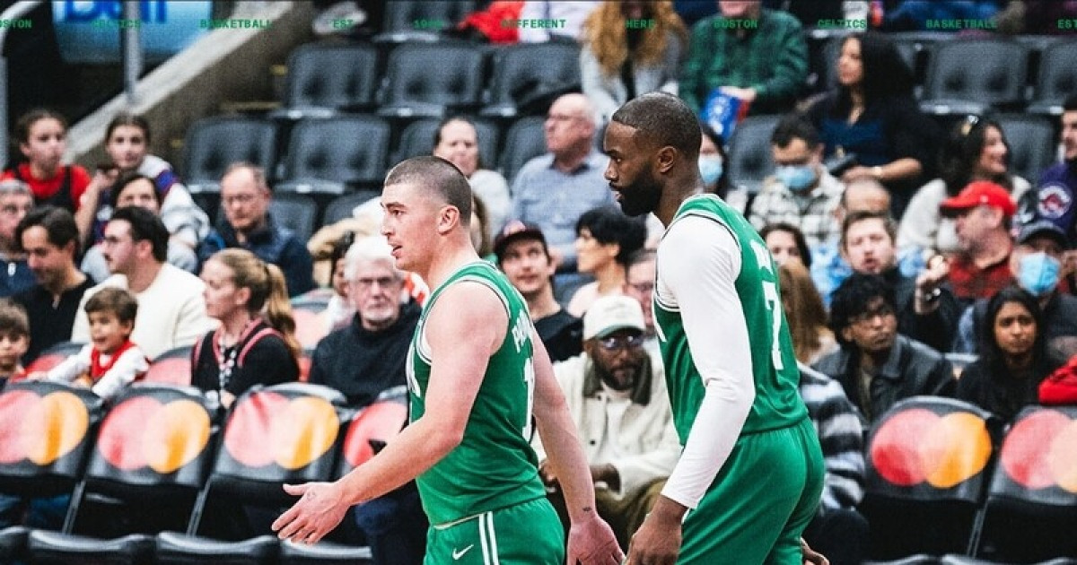 [NBA] ‘브라운-화이트 원투펀치 맹위’ 보스턴, 토론토 꺾고 5연승