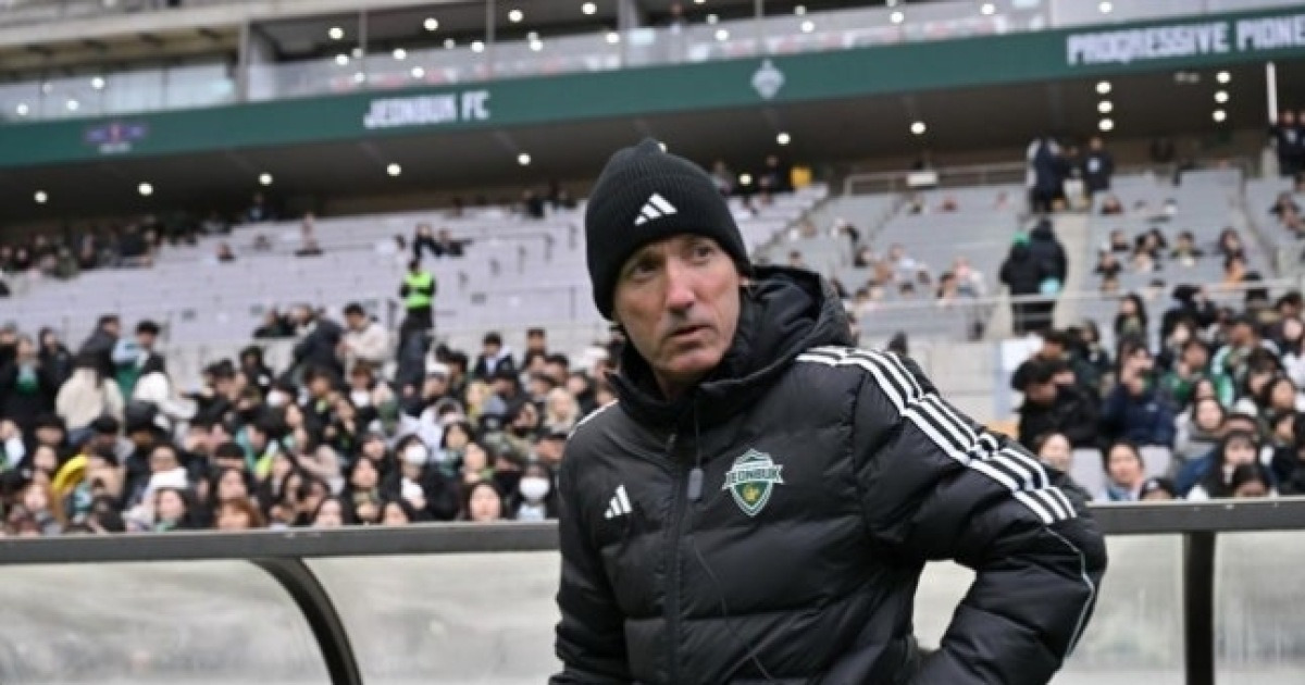 “타노스 코치님 절대 인종차별할 사람 아니에요”…전북 선수들의 존경과 조용한 분노 [김영훈의 슈퍼스타K]