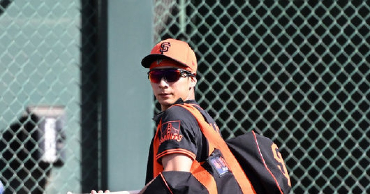 MLB.com도 완전 반했다 "이정후, 팬클럽 생겨날 만큼 큰 인기" SF FA TPO5 선정