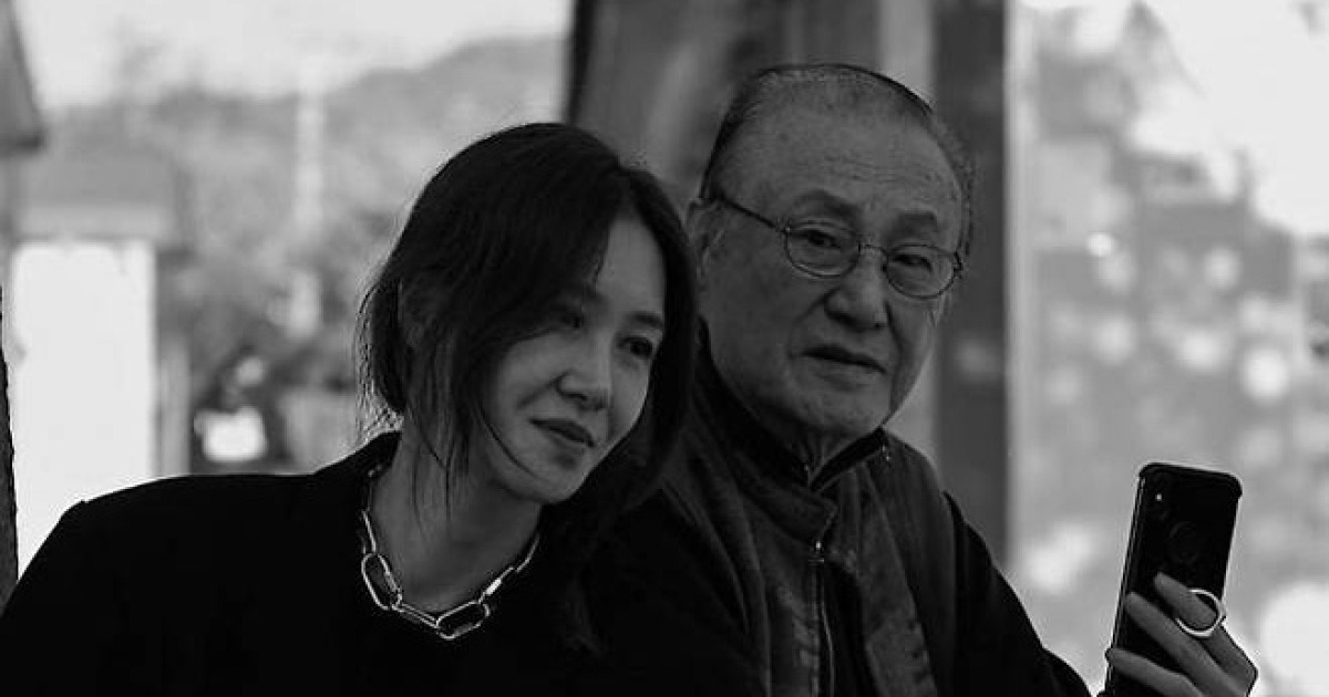 '엄태웅 장인' 원로배우 윤일봉 별세, 향년 91세