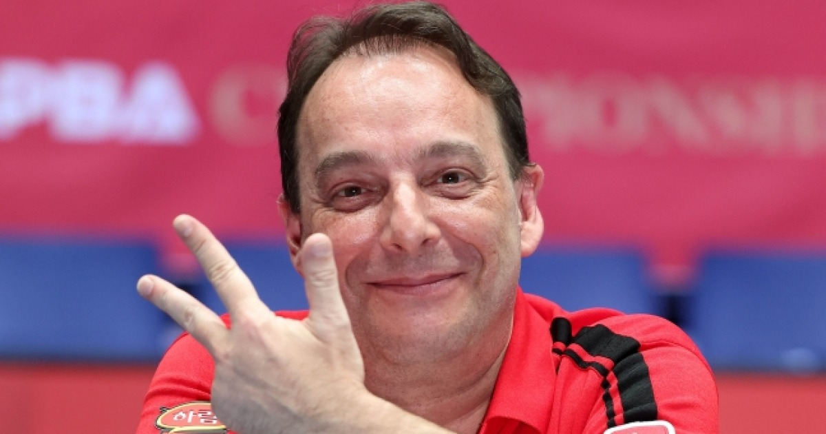 '산체스 시대가 열렸다' 스페인 전설의 2연속 우승 "PBA에 적응하고 있다"