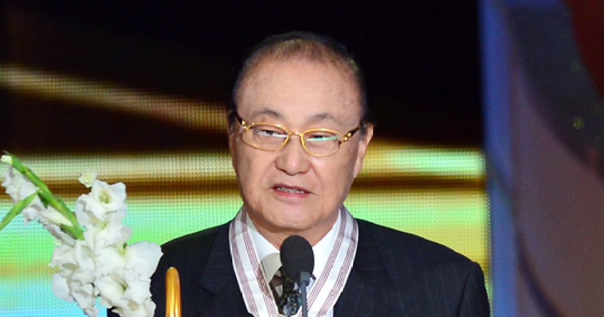 엄태웅 장인상…원로배우 윤일봉 별세, 향년 91세