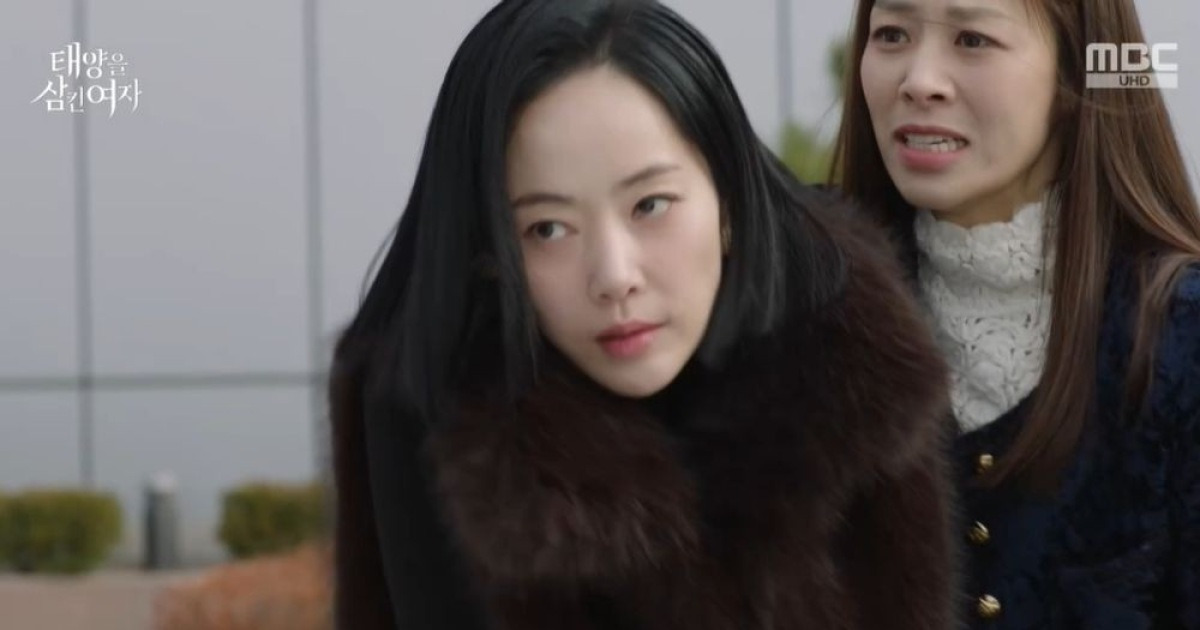 윤아정, 딸 죽인 母란 진실 외면…장신영 죽이려 차 타고 돌진 ('태양을 삼킨') [종합]