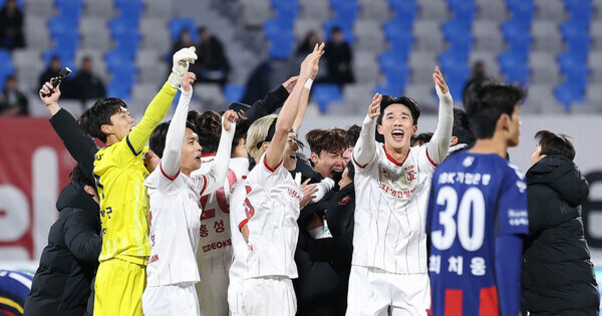 부천FC 1, 2차전 합계 4-2 승리,  구단 창단 첫 K리그1 승격