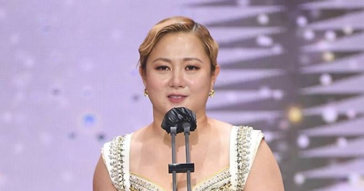 '방송 하차' 박나래, 야침찼던 첫 개인 토크쇼 '나래식'도 중단? '비상' [엑's 이슈]