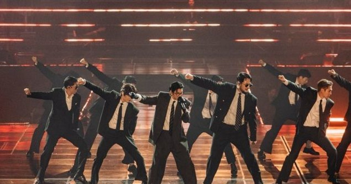 다섯 명 함께 “영원히 god”…‘국민그룹’ 위엄 증명한 3시간