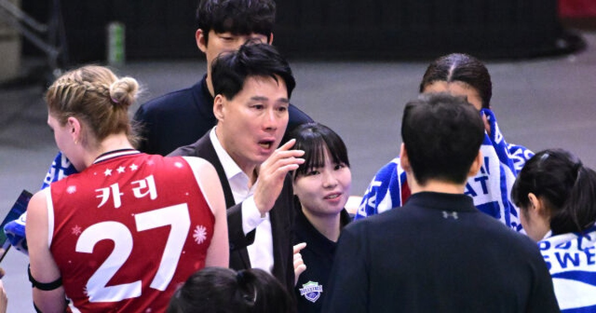 강성형 감독의 카리 걱정, “회복 기간 하루만 더 있으면...정지윤은 오늘도 투입 안 시킬 계획” [MD수원]