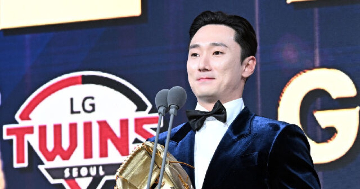 "버텨서 이겨내길" 육성선수→31년 만에 구단 GG 인생 역전, 신민재가 미생에게 전하는 한마디 [MD잠실]