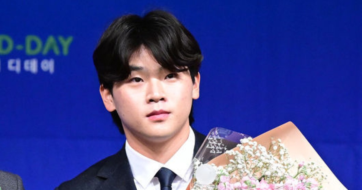 ‘이런 인간승리 봤나’ 고깃집 알바→롯데 입단→독립리그 신화 우뚝, “1년 전 찬형아, 고생했다”