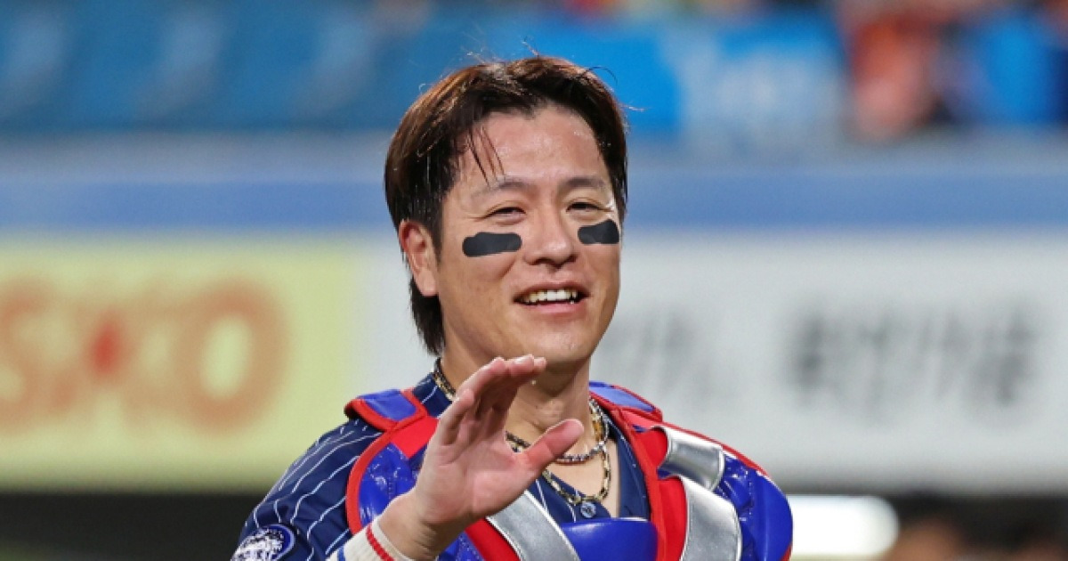 프로야구 FA '절친' 강민호와 손아섭·황재균, 비슷하지만 다른 처지