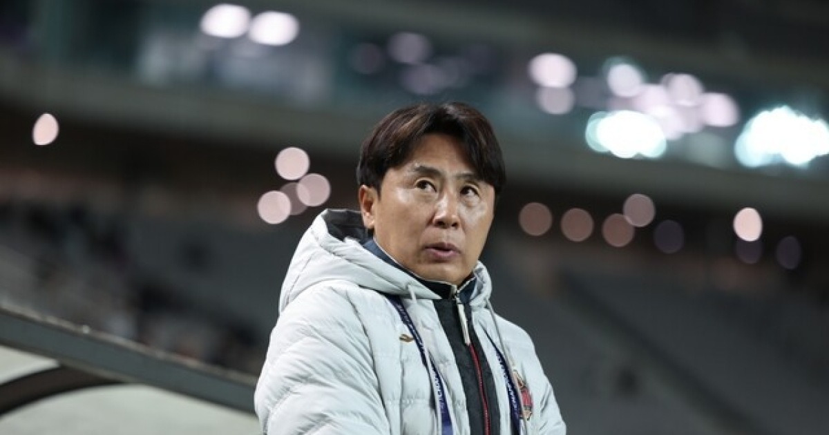 [BE.현장] 2년간 제시와 동고동락한 서울 김기동 감독, "지도해본 역대 제일 피곤한 선수... 韓 선수들 닮기를"