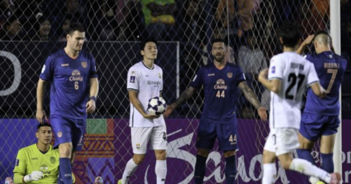 강원FC, 지옥의 원정서 값진 승점 1점…순위는 9위 유지