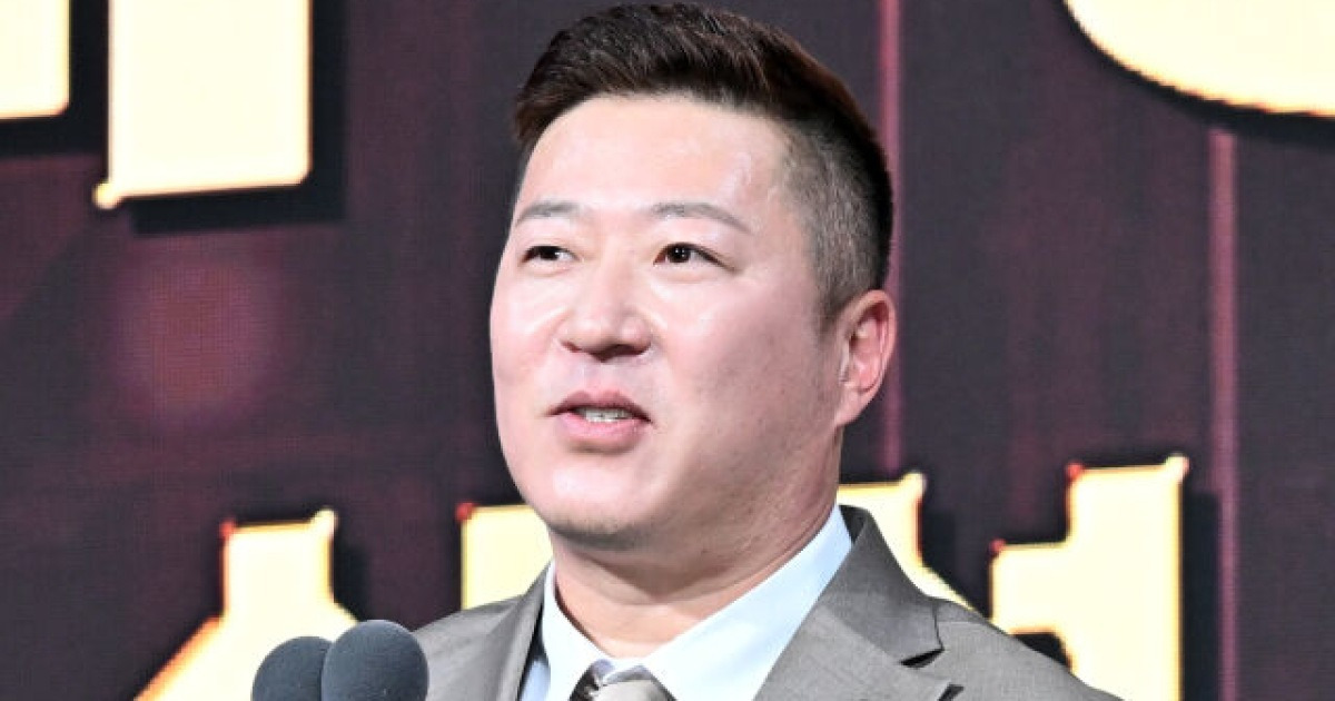 KIA 후배들 이름 한 명 한 명 부르다 울컥... 최형우 진심 9년이란 긴 시간 함께 해, 이렇게라도 인사하고 싶었다 [MD잠실]