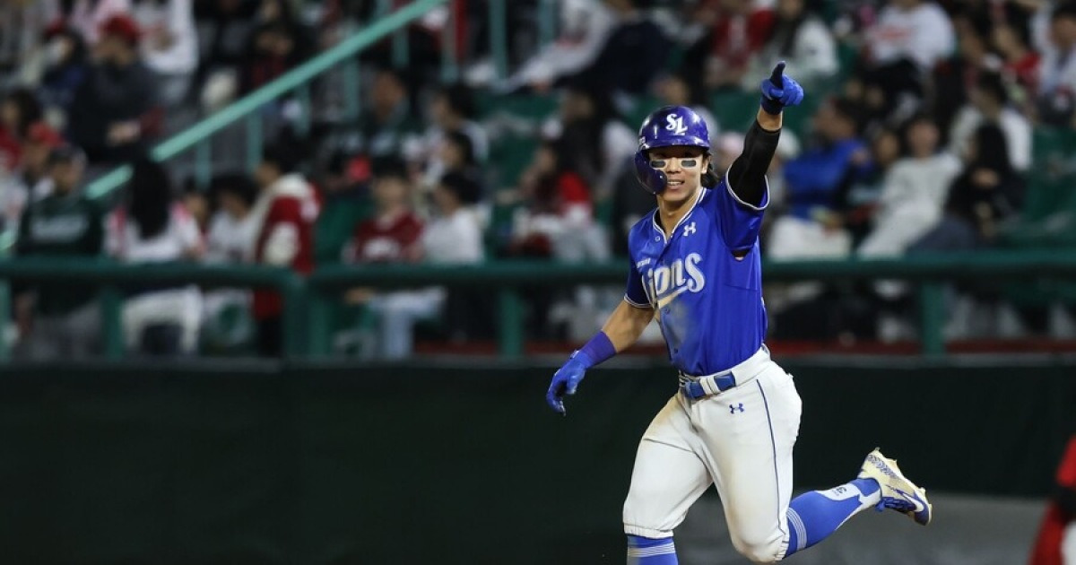 김성윤 'WAR 5.78'인데 GG 수상 불발이라니…주장 구자욱도 "내년엔 압도적으로 받았으면"