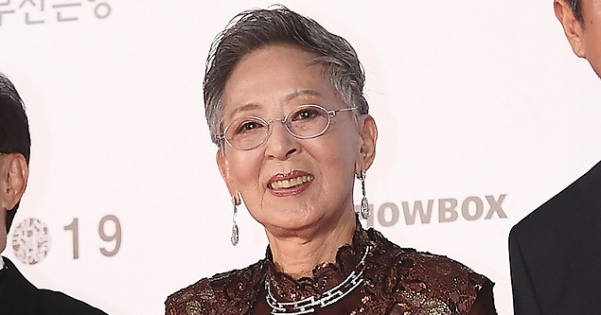 원로 배우 김지미, 미국서 별세…향년 85세