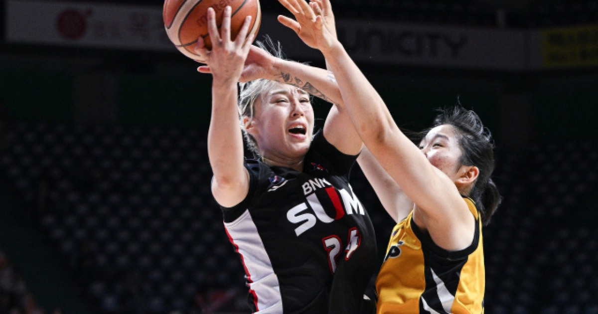 안방 불패 BNK 공동 2위… 리바운드는 '승리 공식'