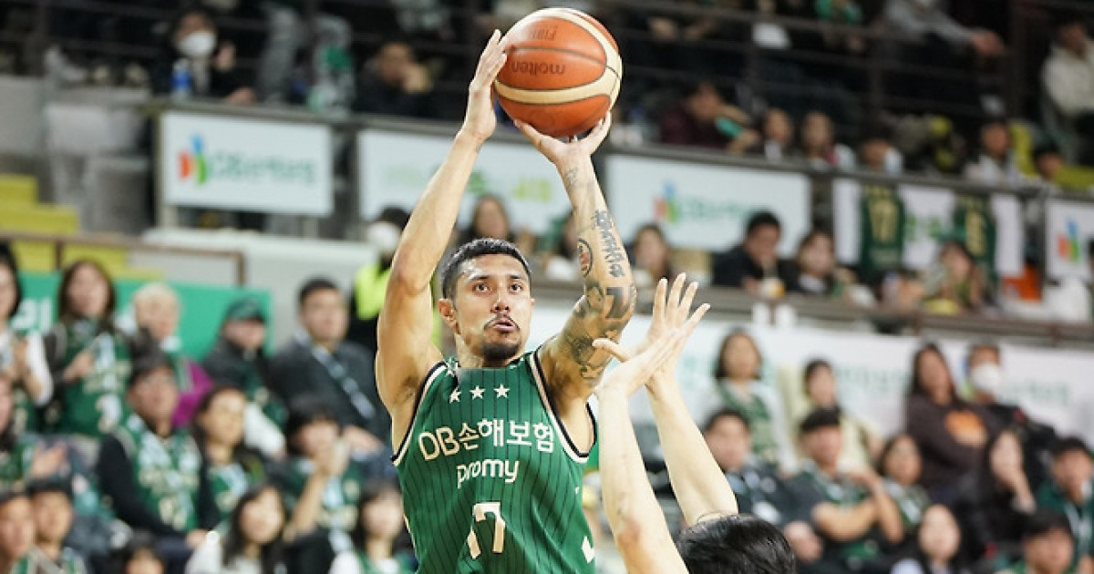 [현장분석] 전희철 기획, 안영준 연출. DB 알바노 '봉인'. 1.1초 남기고 깨졌다. 기적 버저비터 역전 3점슛. DB 65대63, SK에 대역전극.