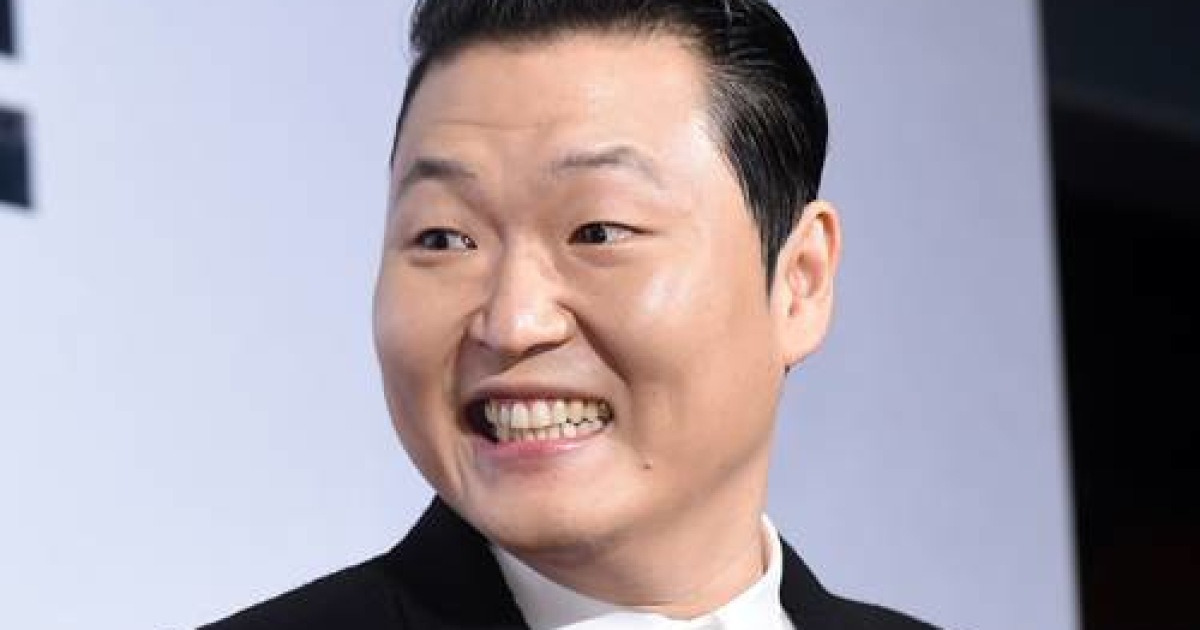 싸이, 수면제 비대면 대리 처방 혐의로 경찰 압수수색