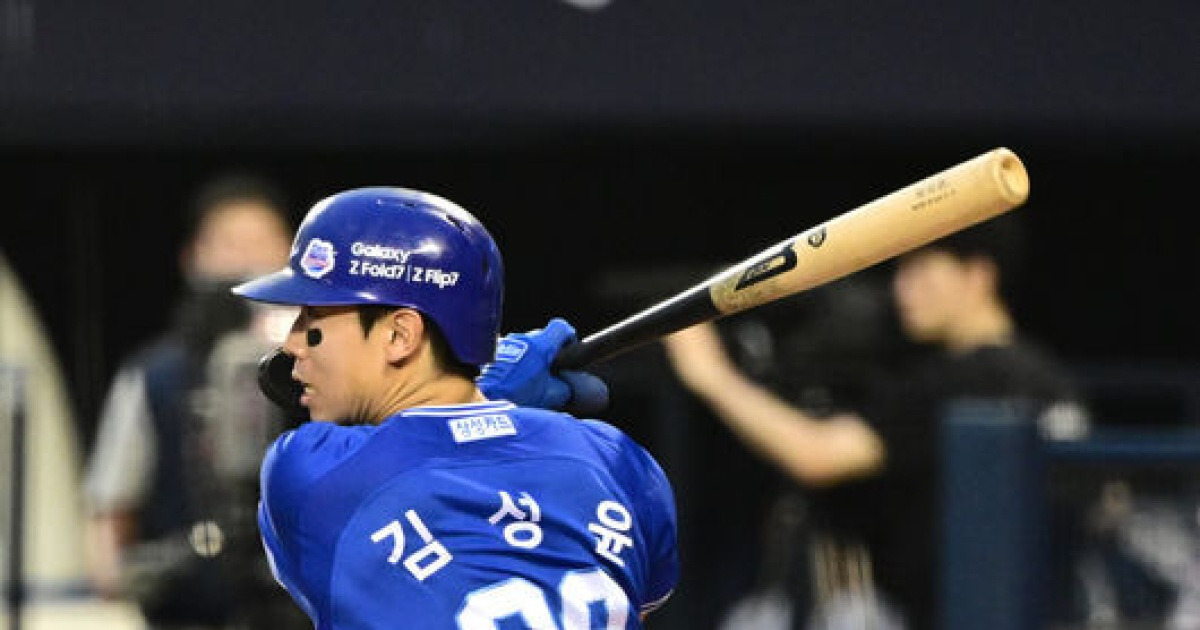 15표 차이로 GG 놓친 김성윤, ‘3년 연속 GG’ 구자욱은 인정했다 “내년에 압도적으로 수상하길”