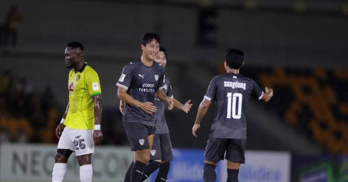 '안재준 결승골' 포항, 2025년 마지막 경기도 웃었다...필리핀 원정서 카야 1-0 제압→ACL2 조 2위 마무리