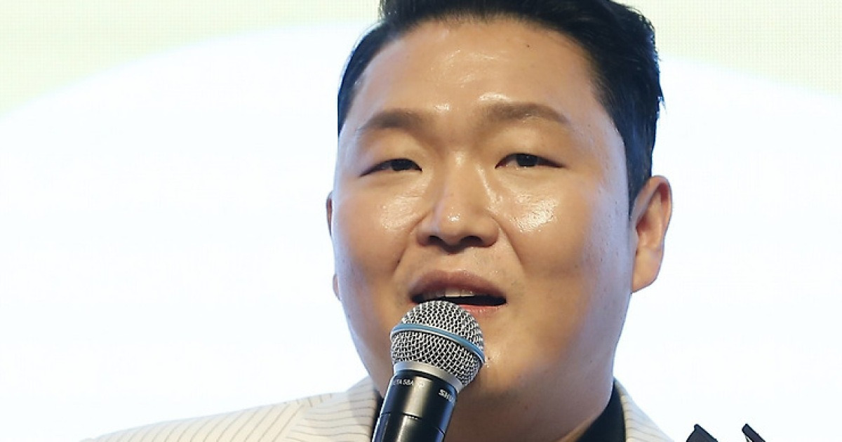 싸이, 수면제 비대면 처방 의혹…경찰 소속사 압수수색·휴대전화 포렌식