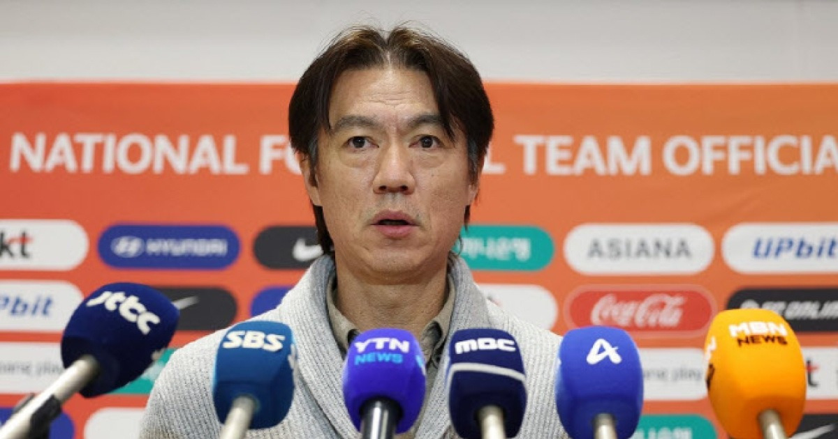 출장 마치고 돌아온 홍명보 감독 "후보지 8곳 검토...고지대 적응 가장 중요"