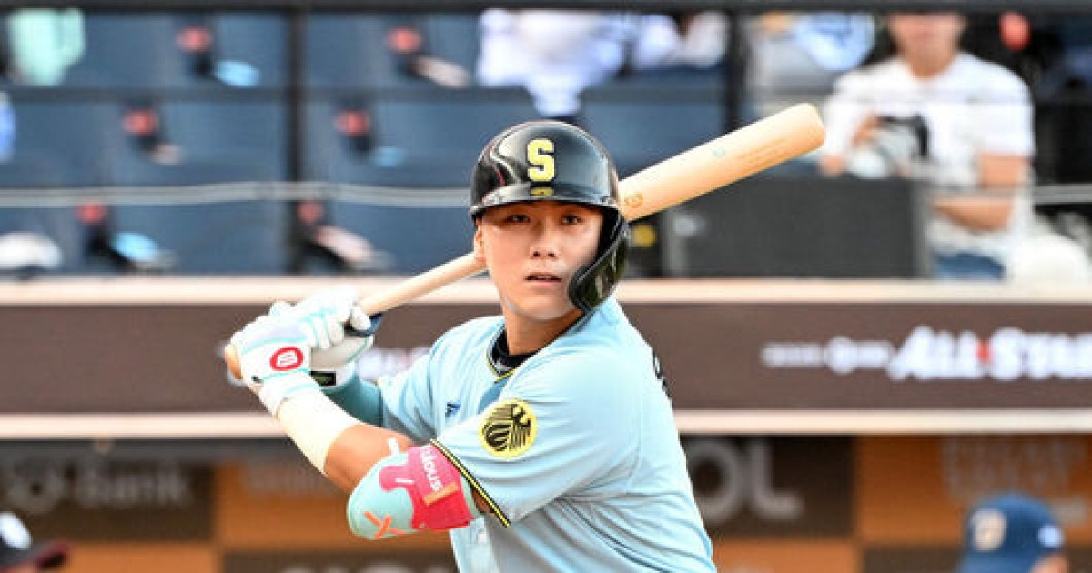 ‘2군 초토화’ 최강야구 출신 포수 전역했다→152억 레전드 후계자 탄생하나 “타격 발전했다고 가장 많이 들어”