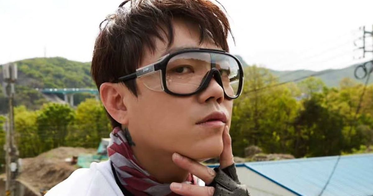 “박봄아, 조롱은 나처럼 해야지”…송백경, YG·양현석 저격