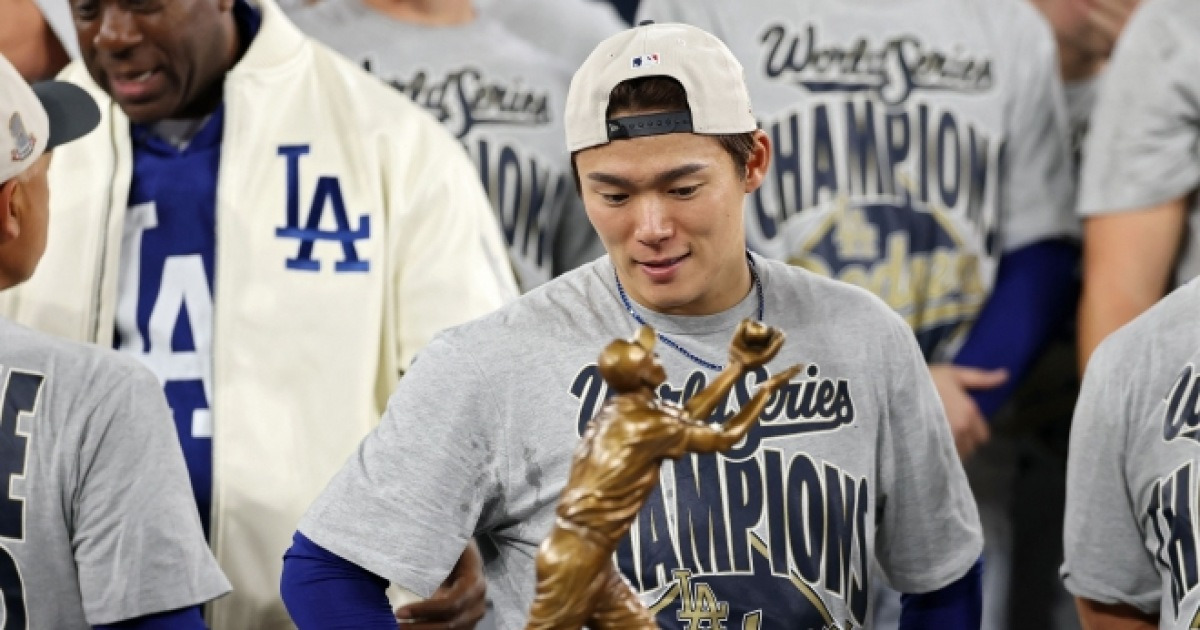 한국과 같은 조인데…일본 대표팀에 오타니 이어 야마모토 합류