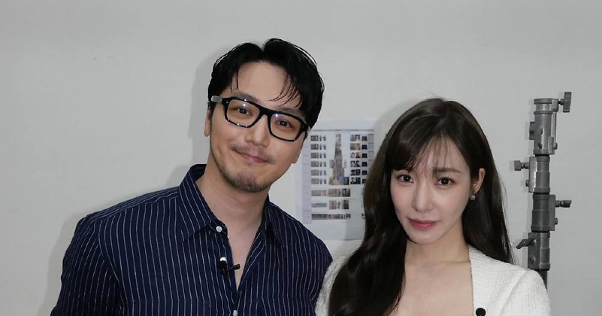 소녀시대 티파니 “♥변요한=내게 안정을 주는 사람” 손편지로 결혼 전제 열애 인정