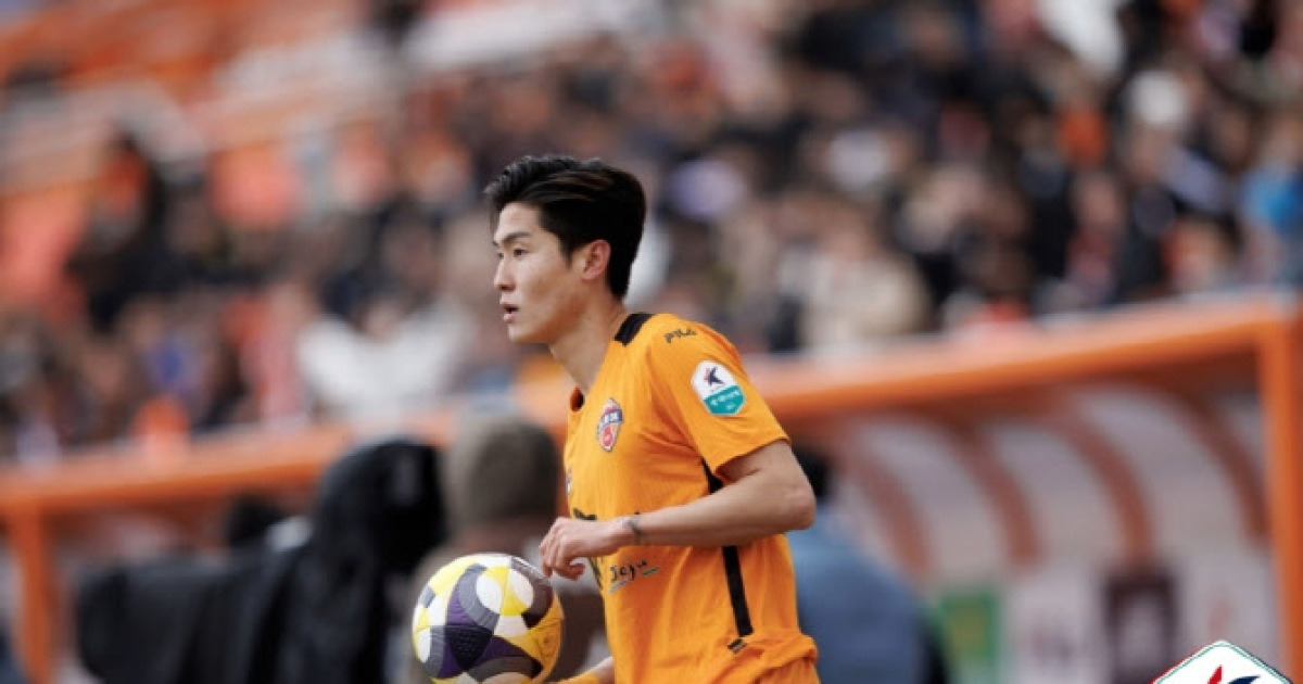 세라핌 영상만 8경기 본 김륜성 "2차전은 10점 줄만 하죠?"