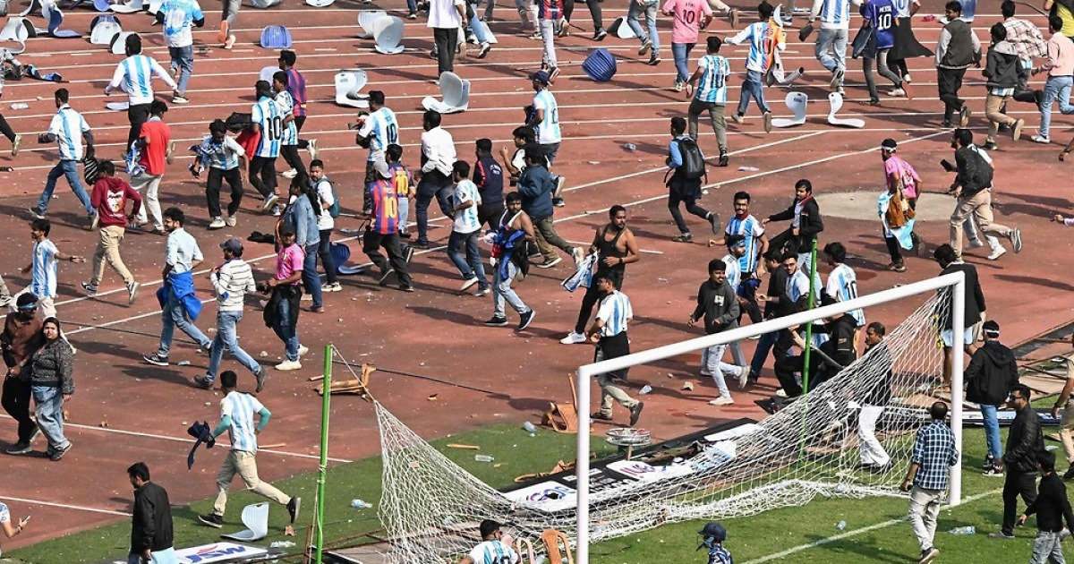“메시 보러 왔는데 10분 만에 끝?” 인도 투어 첫날, 분노한 팬들 난동 사태