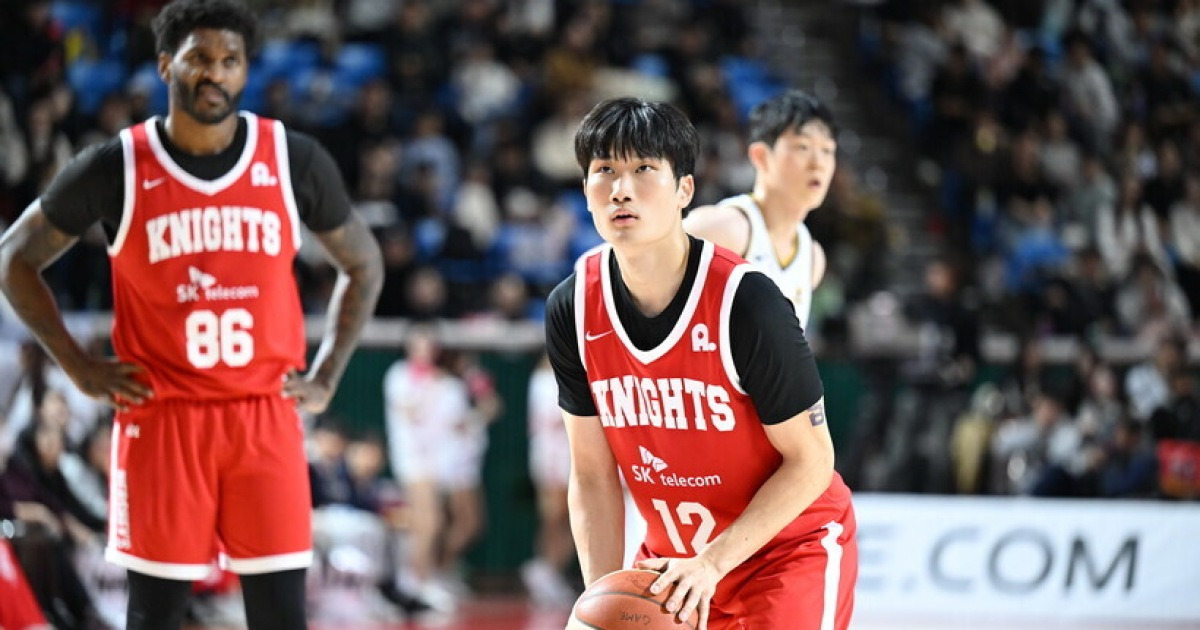 ‘데뷔 첫 선발 → 알토란 활약’ 존재감 뽐낸 SK 안성우···전희철 감독 “신인답지 않은 대범함과 침착함 있어”