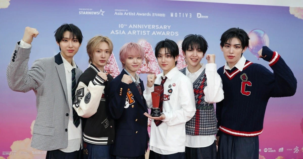 [단독]킥플립, 'AAA 2025'서도 플러팅!