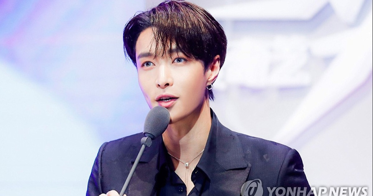 엑소 레이, 오늘 엑소 팬미팅 불참…"불가피한 사정"