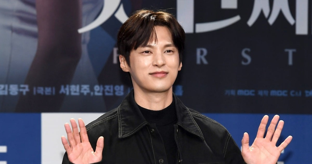 윤선우, ♥김가은과 결혼 2달 차에 공식석상서 깜짝 고백…